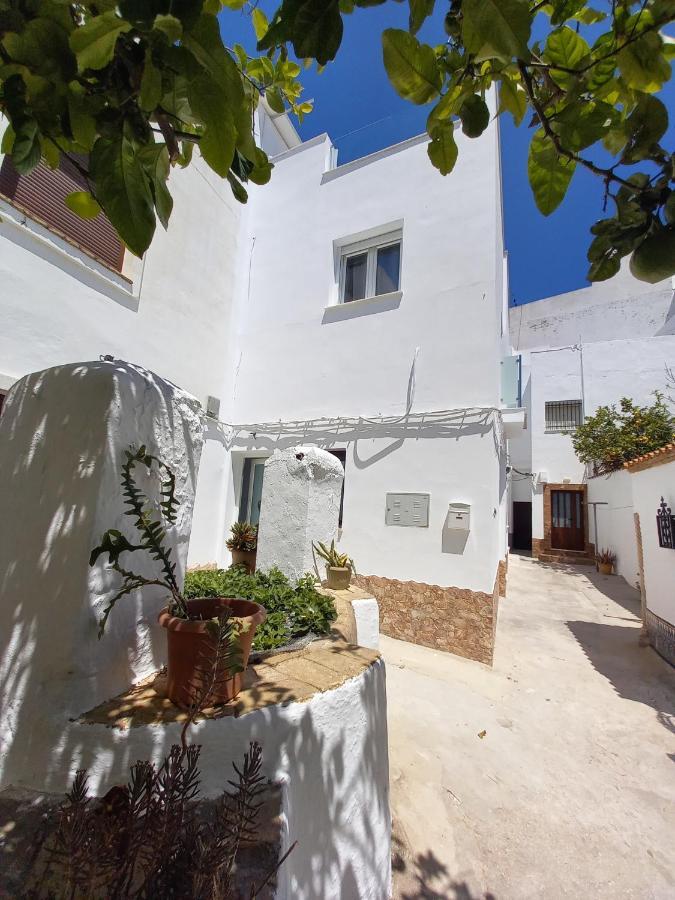 Brand New - Casa El Cuartel With Private Seaview Rooftop 科尼尔-德拉弗龙特拉 外观 照片
